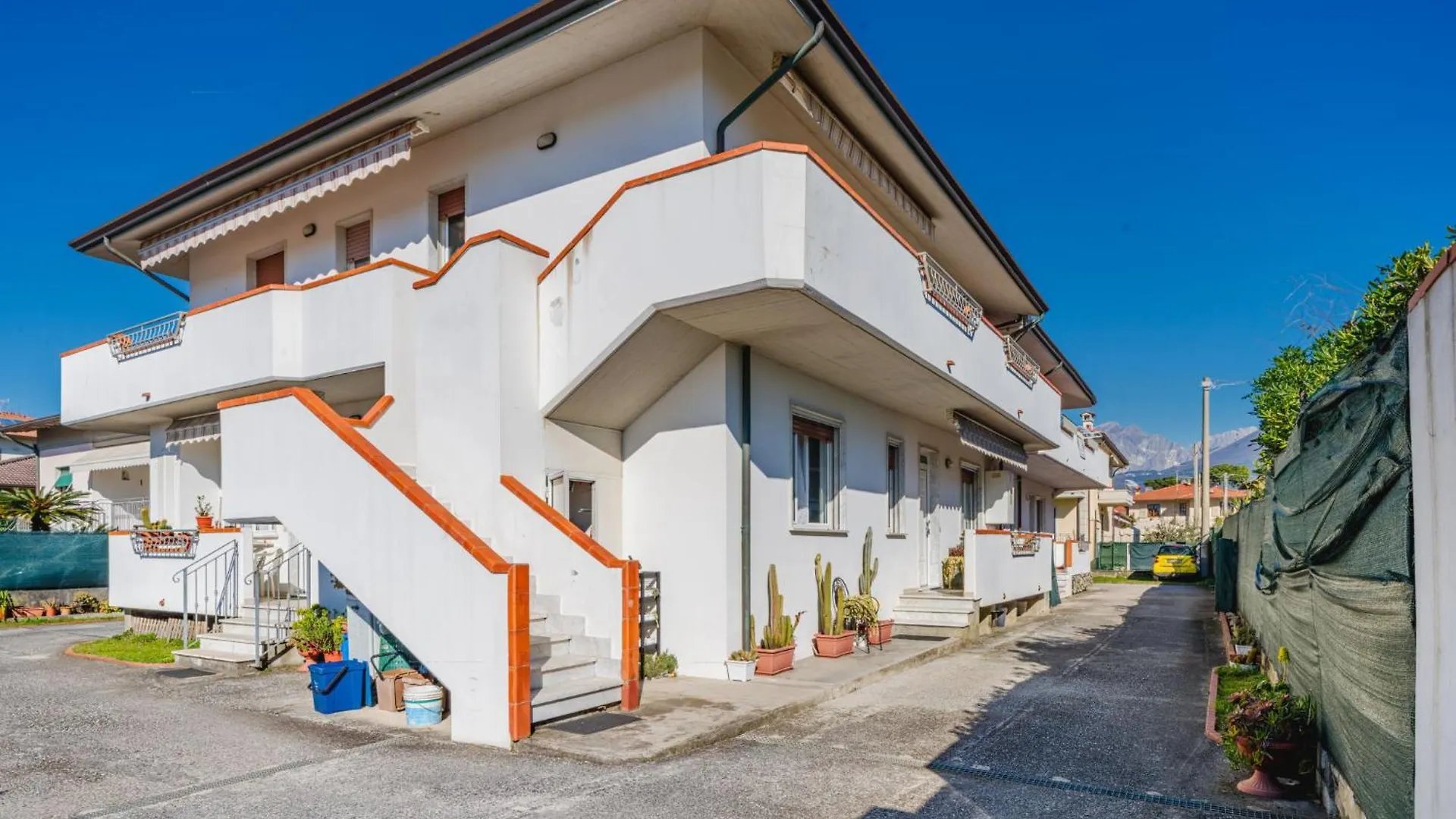 Apartment Appartamento Sofia By Interhome Marina di Massa